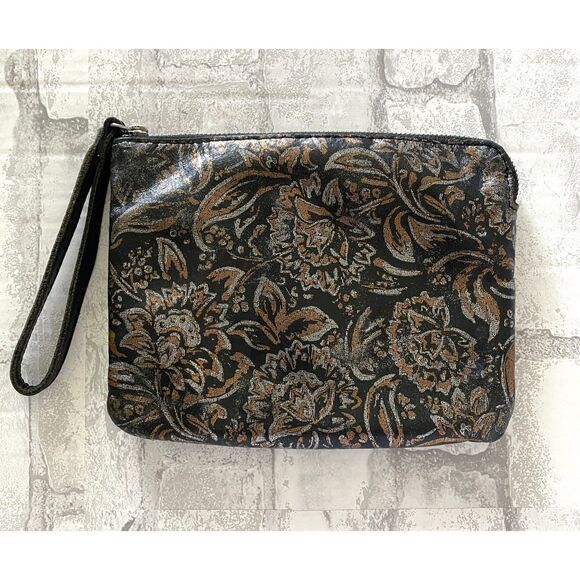 Patricia Nash Tri-Color Cassini Wristlet – Metallic Leather with Zip Closure - Picture 1 of 6